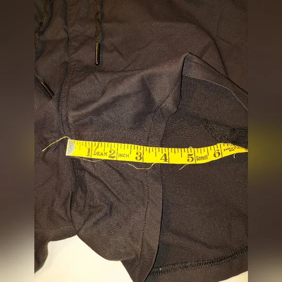 The North Face Black Women's Athletic Shorts with Elastic Waist - Picture 6 of 8